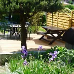 別荘 Chaleureux A Avec Terrasse, Barbecue Et Proche Des Pistes De - Fr-1-589-189