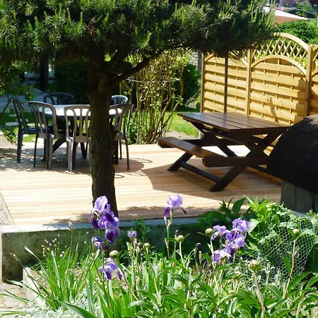 Kır Evi Chaleureux A Avec Terrasse, Barbecue Et Proche Des Pistes De - Fr-1-589-189