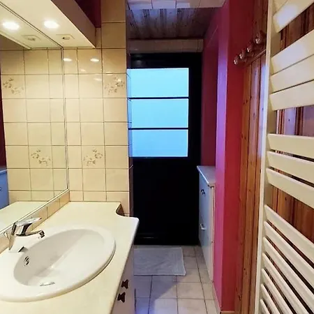 Chaleureux A Avec Terrasse, Barbecue Et Proche Des Pistes De - Fr-1-589-189 * La Bresse